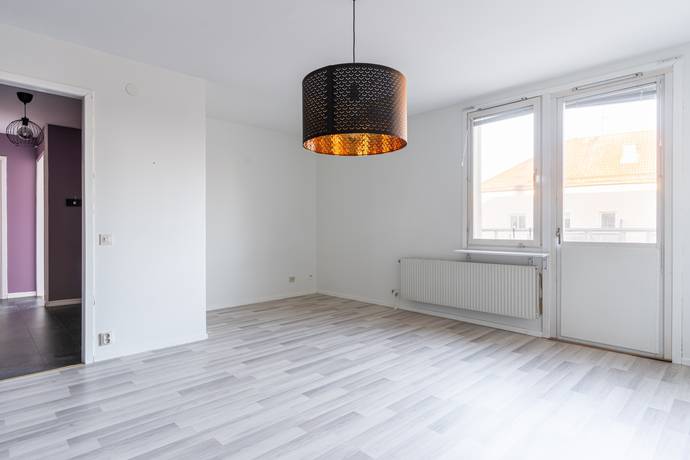 1 rum lägenhet på Södra Bangårdsgatan 30A Söder, Eskilstuna kommun - bild 3
