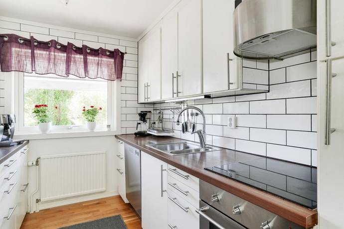 4 rum Villa på Brunnsgatan 9 Oskarström Halmstads kommun - bild 11