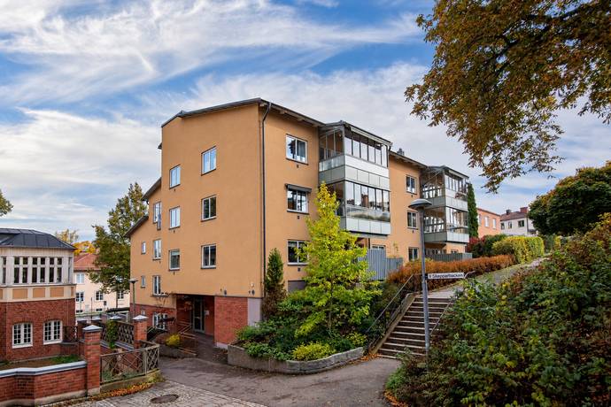 Västra Skepparbacken 7, Stallhagen, Västerås kommun