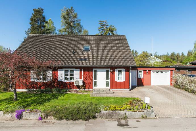 Klövjestigen 17, Vallhov, Sandvikens kommun