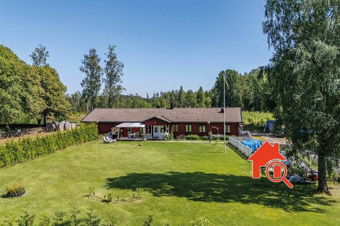 6 rum villa på Sörgården 10 Ödskölt, Bengtsfors kommun - bild 1
