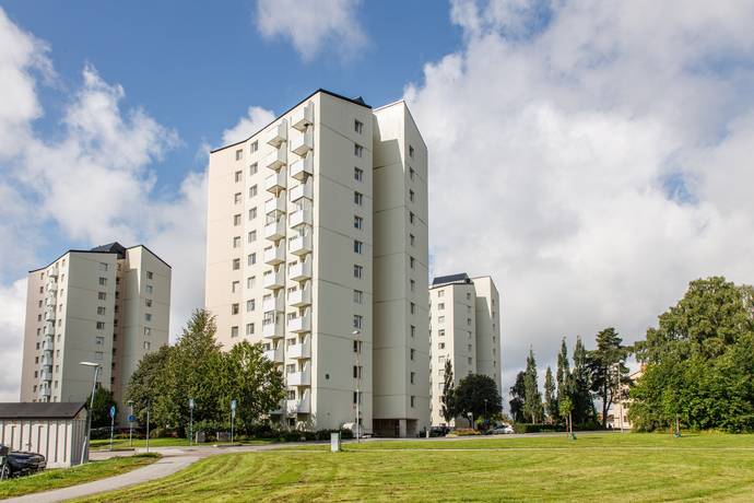 1 rum lägenhet på Krutkällarvägen 1 Karlsdal / Centrum, Västerås kommun - bild 2