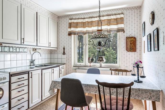 3 rum Lägenhet på Polstjärnegatan 39 Vetterstorp Västerås kommun - bild 2