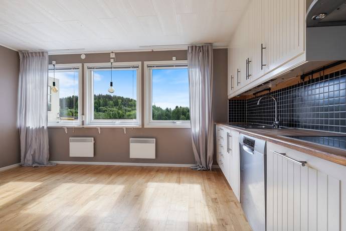 5 rum Radhus på Hällgumsgatan 44 Kramfors kommun - bild 8