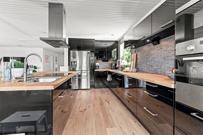 6 rum Villa på Bastebacka 241 Ljungskile Uddevalla kommun - bild 15