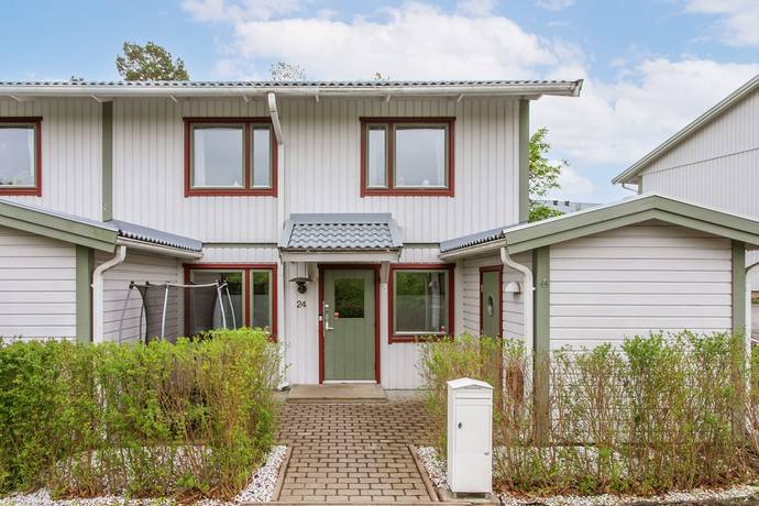 5 rum radhus på Berguddsvägen 24 Saltsjöbaden, Nacka kommun - bild 2