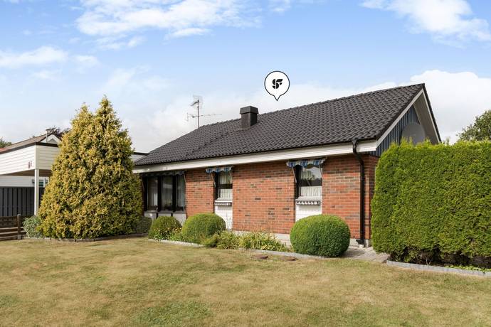 Birger Sjöbergs väg 5, Falkenberg, Falkenbergs kommun