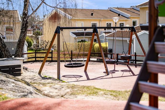 5 rum Radhus på Bäckvägen 18B Dammen Strängnäs kommun - bild 26