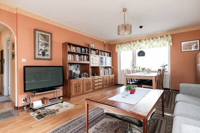 4 rum Lägenhet på Ledgränd 60 Solhaga Örebro kommun - bild 7