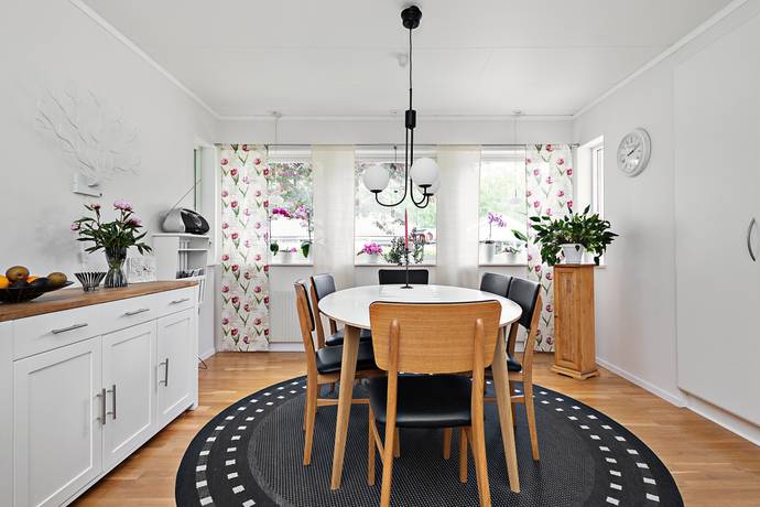4 rum villa på Stenbocksvägen 15 Ersmark, Umeå kommun - bild 2