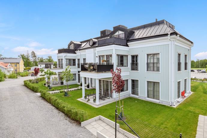 3 rum lägenhet på Lantbrukets väg 3 Steninge Slottsby, Sigtuna kommun - bild 1