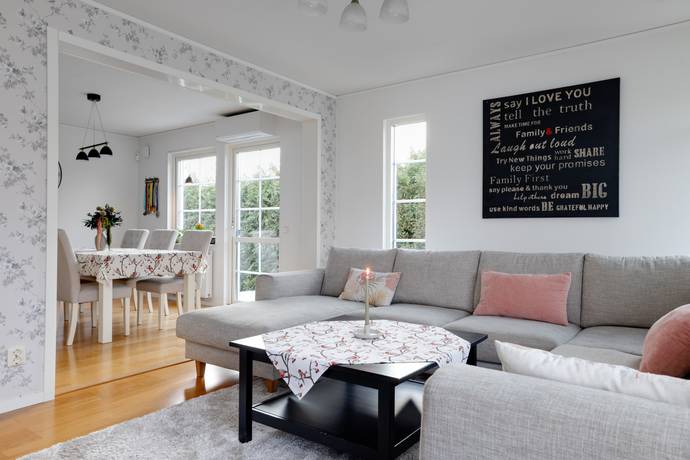6 rum Villa på Anders Petters väg 55 Norra Bro Örebro kommun - bild 9