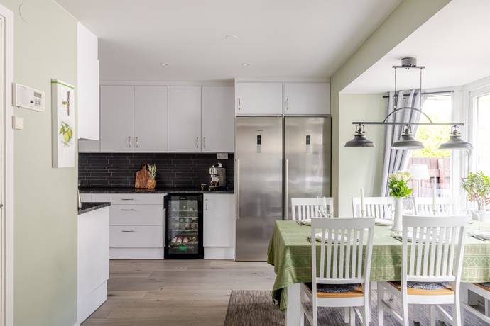 5 rum radhus på Rönningevägen 61G Rönninge, Salems kommun - bild 5