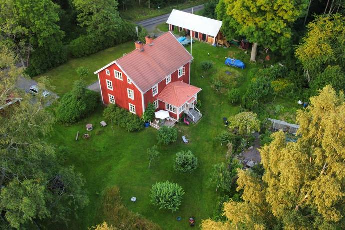 8 rum villa på Å Rambotorp 184 Tisaren/Skogaholm, Hallsbergs kommun - bild 2