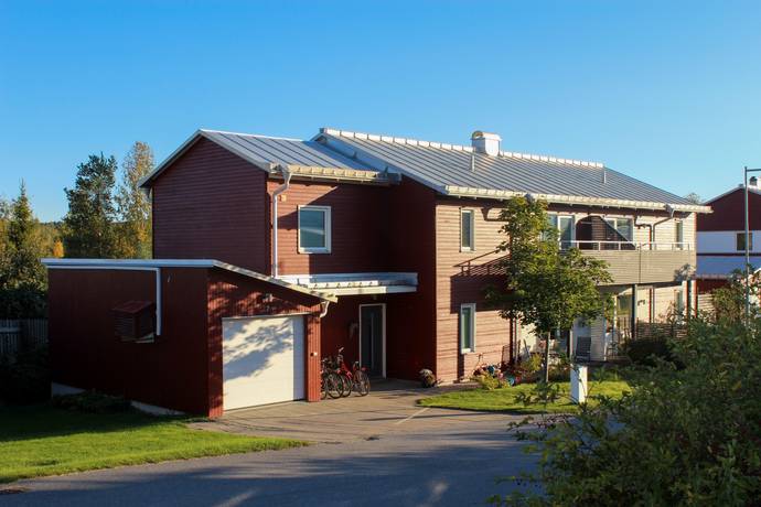 parhus på Forslundagatan 17 Sunnanå, Skellefteå kommun - bild 1