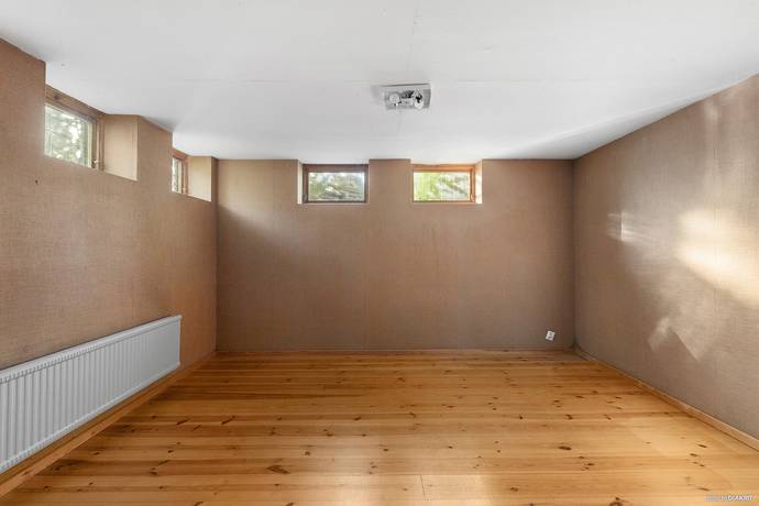 4 rum Villa på Hackspettstigen 6 Västra oxhagen Örebro kommun - bild 19