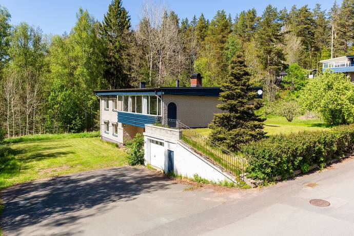 8 rum Villa på Valbacksvägen 13 Ingatorp Eksjö kommun - bild 36