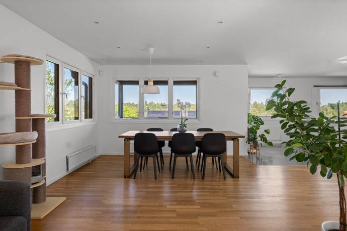 7 rum villa på Sjöhagsvägen 21 Fornudden-Persudde, Tyresö kommun - bild 4