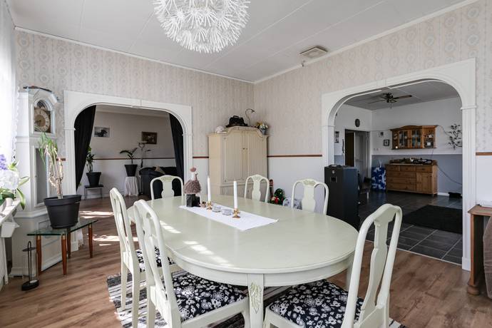 13 rum Villa på Axbergshammar 322 Örebro kommun - bild 20