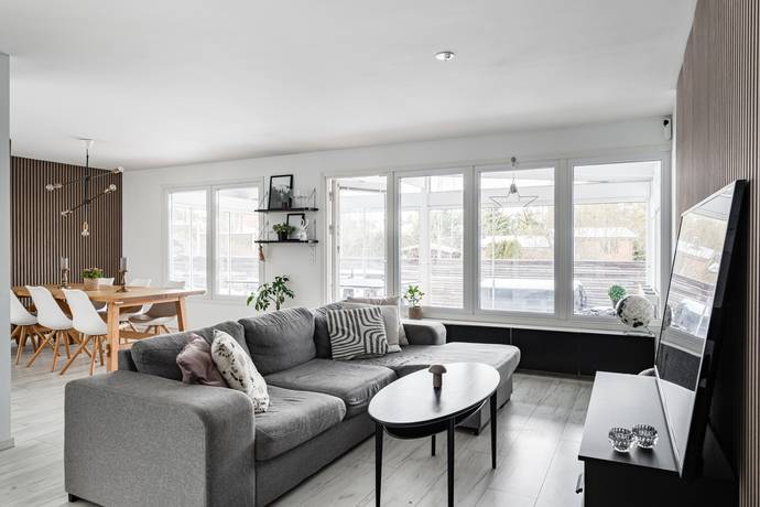 5 rum villa på Östra Banvägen 44A Enebyberg, Danderyds kommun - bild 5
