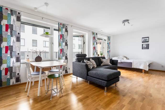 1 rum lägenhet på Askängsbacken 48 Bromma - Mariehäll, Stockholms kommun - bild 2