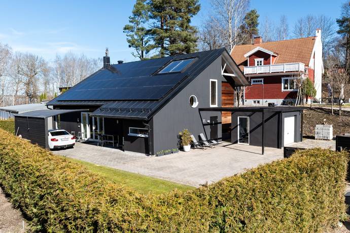 Ånstalundsvägen 76, Adolfsberg, Örebro kommun