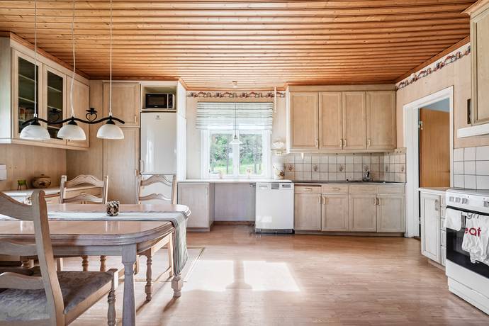 6 rum gård/skog på Andbacken 8 Nordmaling, Nordmalings kommun - bild 5