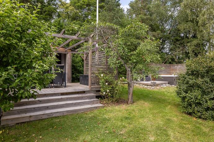 5 rum gård utan jordbruk på Litslena Hallarby 9 Grillby, Enköpings kommun - bild 3