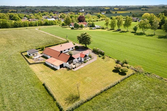 7 rum villa på Appes väg 11 Östra Vemmerlöv, Simrishamns kommun - bild 1