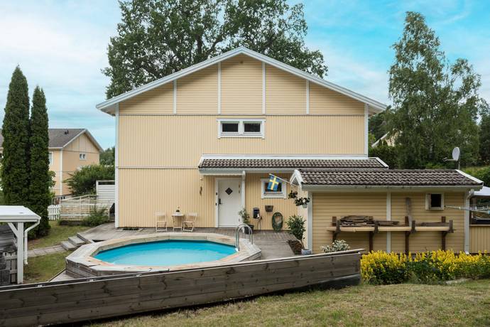 5 rum villa på Stallbacken 14 Bålsta Gillmarksbyn, Håbo kommun - bild 2