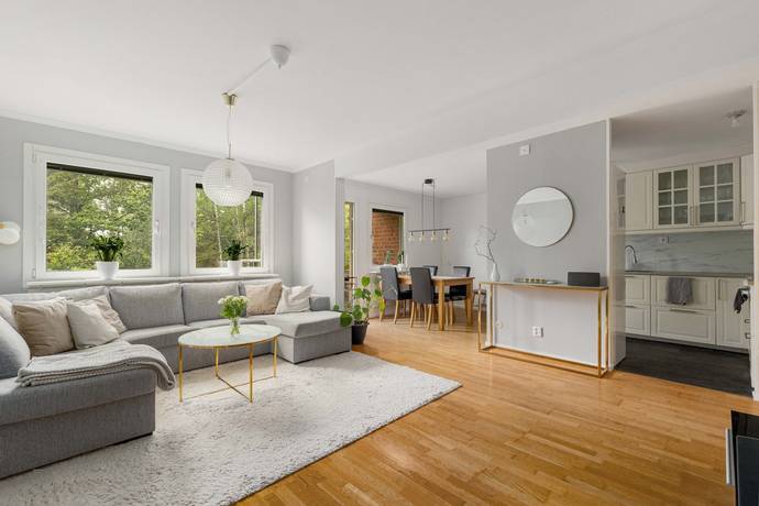 2 rum lägenhet på Solskensvägen 15 Tullinge, Botkyrka kommun - bild 1