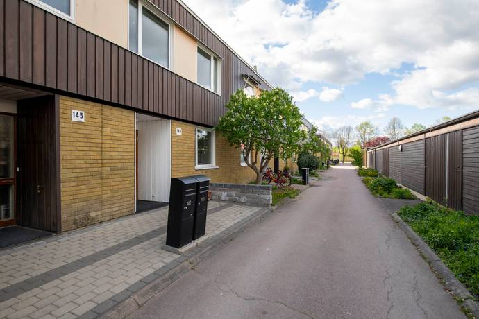 4 rum Radhus på Stångjärnsgatan 143 Bäckby Västerås kommun - bild 26