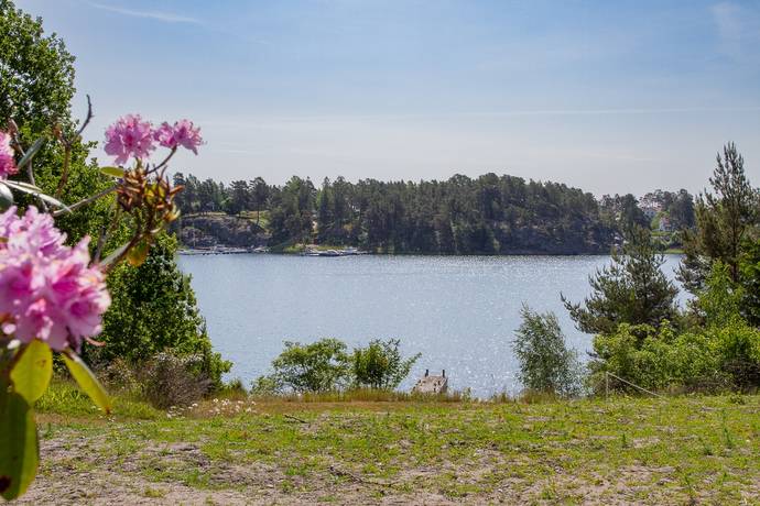 tomt på Strandvägen 12 Dalarö, Haninge kommun - bild 3