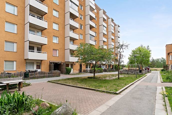 3 rum lägenhet på Granövägen 34 Södertälje, Södertälje kommun - bild 1