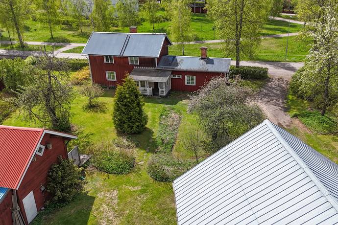 6 rum gård med jordbruk på Rommevägen 47 Romme, Borlänge kommun - bild 1