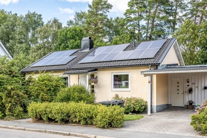 Hallbergagatan 40, Hallberga, Norrköpings kommun