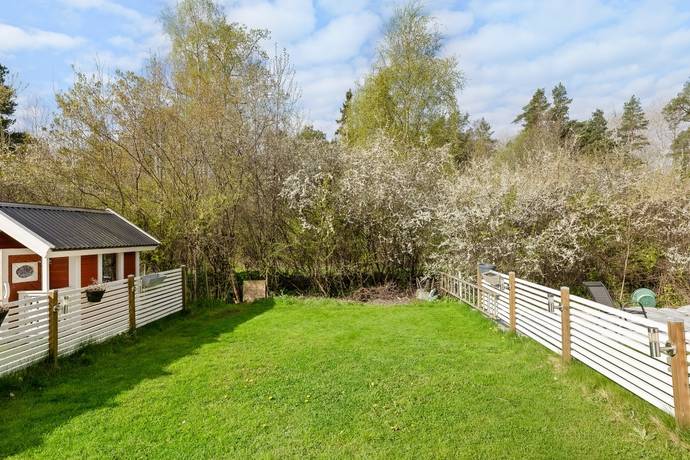 4 rum Radhus på Hovslagarvägen 6 Bålsta - Gillmarksbyn Håbo kommun - bild 29