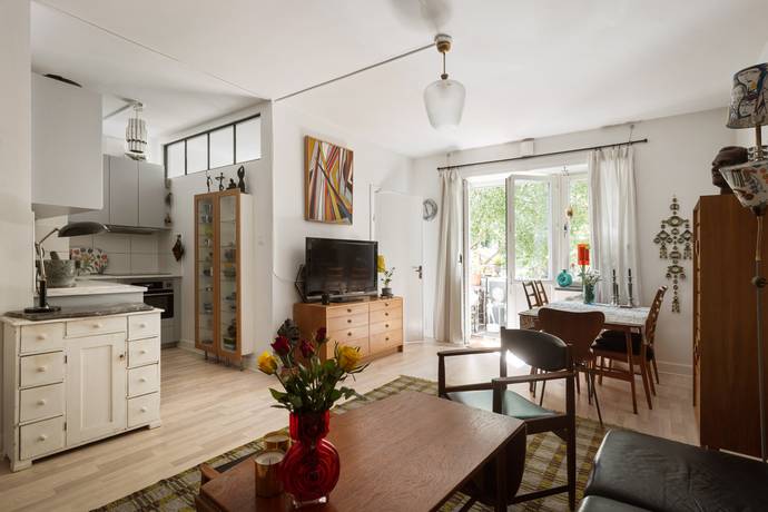 2 rum lägenhet på Ringvägen 84, mot gård Södermalm, Stockholms kommun - bild 1