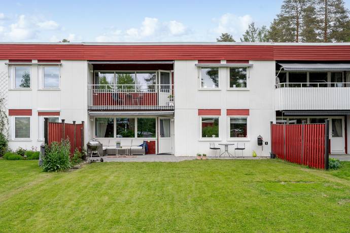 5 rum radhus på Basvägen 59 Sjungande dalen, Skellefteå kommun - bild 1