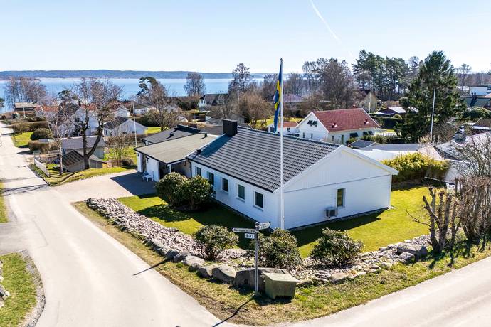 8 rum villa på Åsvägen 18 Fjordsidan - Åsen, Kungsbacka kommun - bild 2