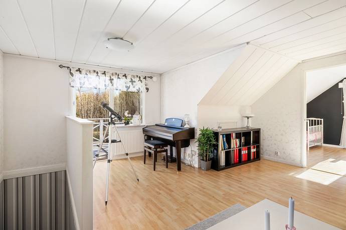 7 rum Villa på Söderbytorpsvägen 111 Märsta - Nordöstra Sigtuna kommun - bild 22