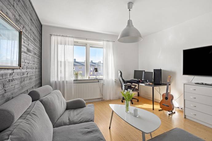 Frödingsvägen 10C, Karlberg, Karlskoga kommun