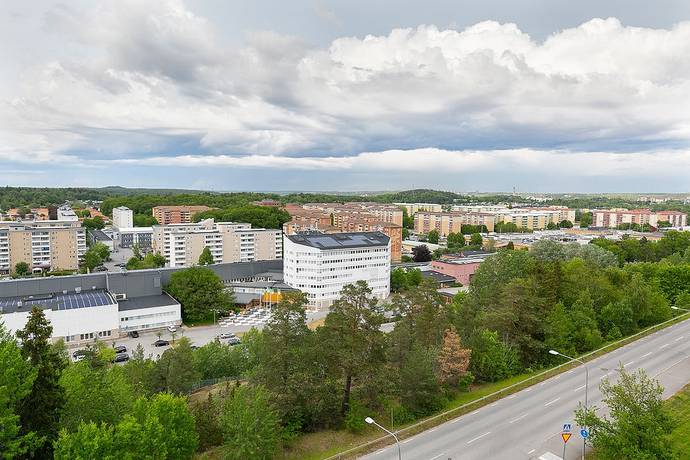 3 rum Lägenhet på Skarpbrunnavägen 59, 5tr Norsborg - Eriksberg Botkyrka kommun - bild 7