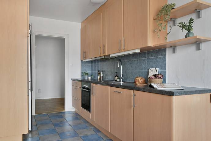 4 rum lägenhet på Hammarvägen 37 Jakobsberg, Järfälla kommun - bild 2