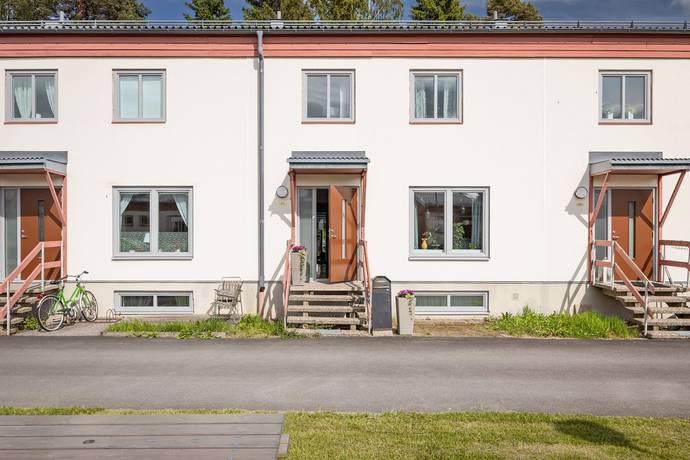 4 rum radhus på Fältspatvägen 8 C Sätra, Gävle kommun - bild 1