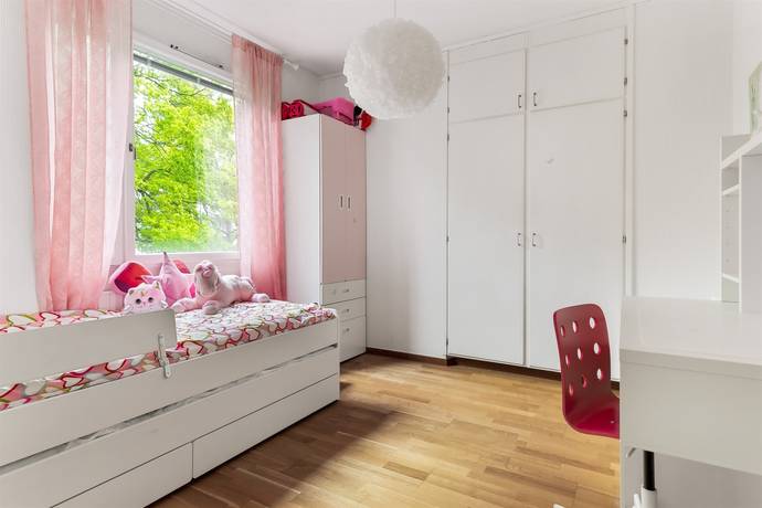 4 rum Lägenhet på Krysshammarvägen 10 Huvudsta Solna kommun - bild 13