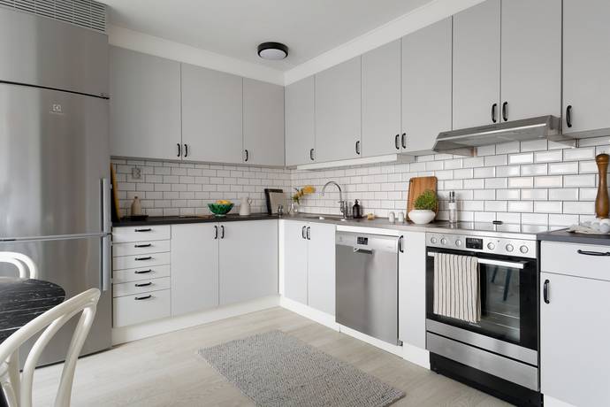 2 rum lägenhet på Varmfrontsgatan 18 Skarpnäck, Stockholms kommun - bild 3