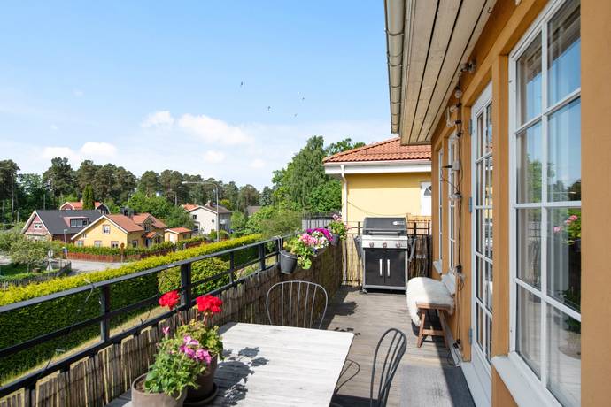 2 rum lägenhet på Lindåsvägen 1C Hagaberg, Södertälje kommun - bild 1