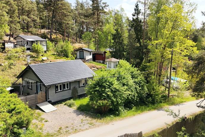 Härsbackavägen 8, Flaxenvik, Österåkers kommun