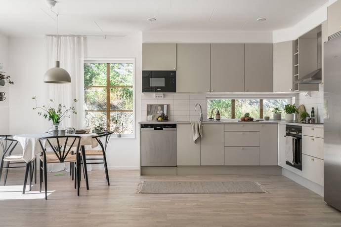 7 rum villa på Sandhamnsvägen 4 Centrala Nynäshamn, Nynäshamns kommun - bild 5